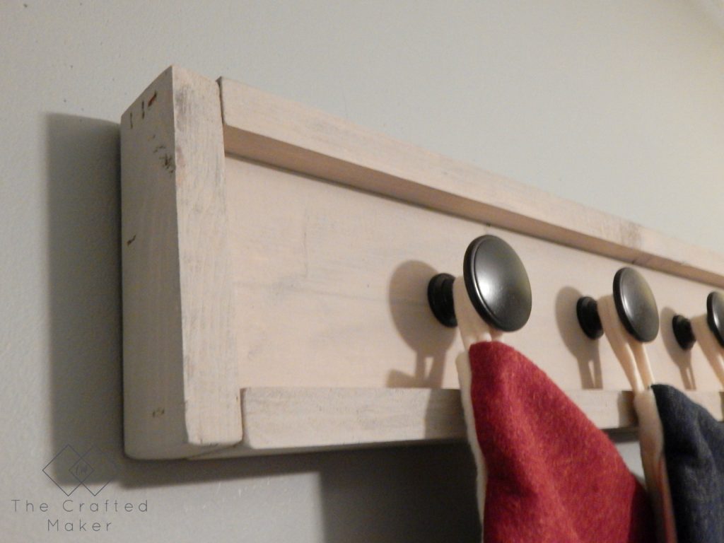 Build this scrap wood stocking holder to use this Christmas. Great project to display your stockings if you do not have a fireplace or a mantle. 