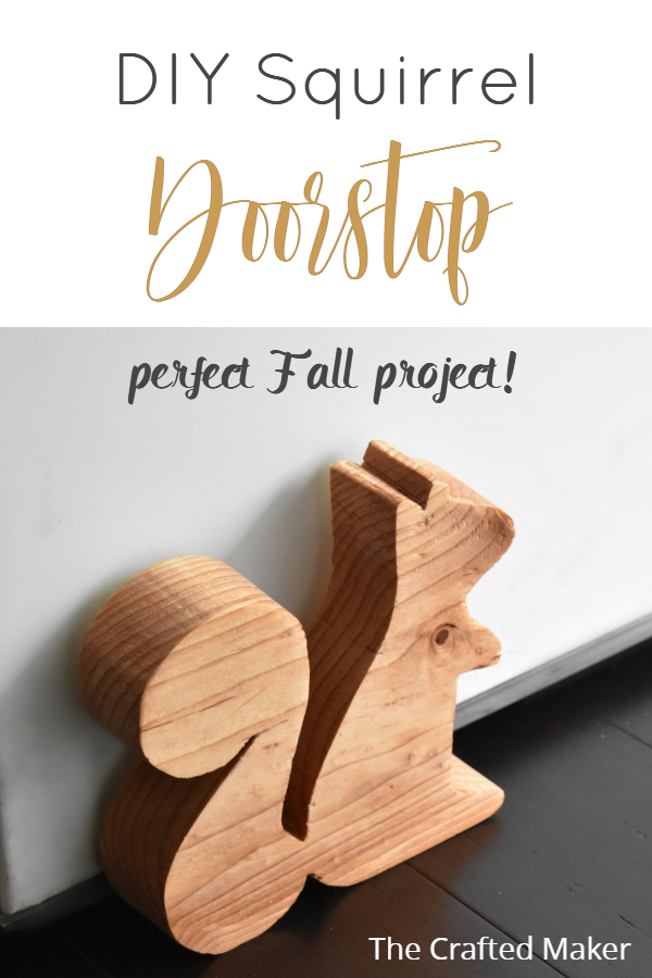 This quick and eay DIY Squirrel Doorstop is a great way to ring in the Fall Season. Let some of that cool, crisp Fall air flow through your house! #doorstop #animaldecor #falldecor