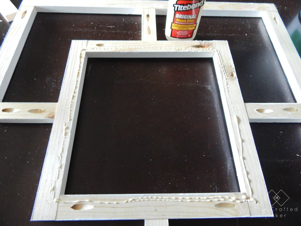 DIY Decorative Mirror - Free Plans