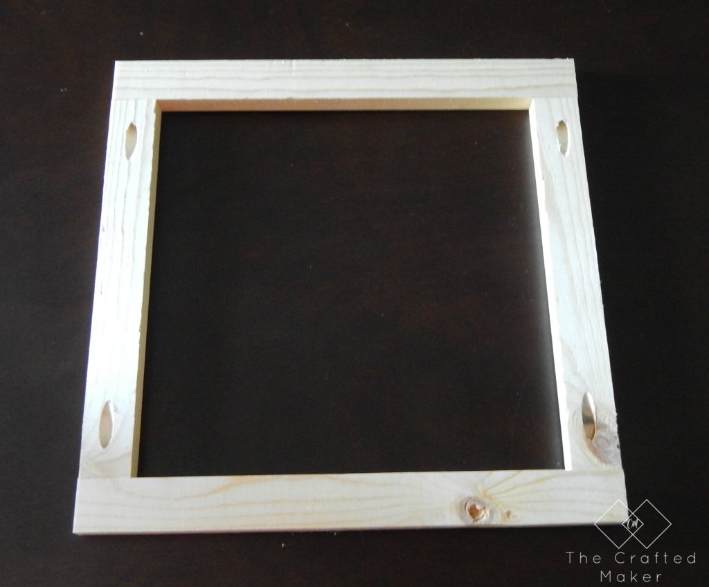 DIY Decorative Mirror - Free Plans