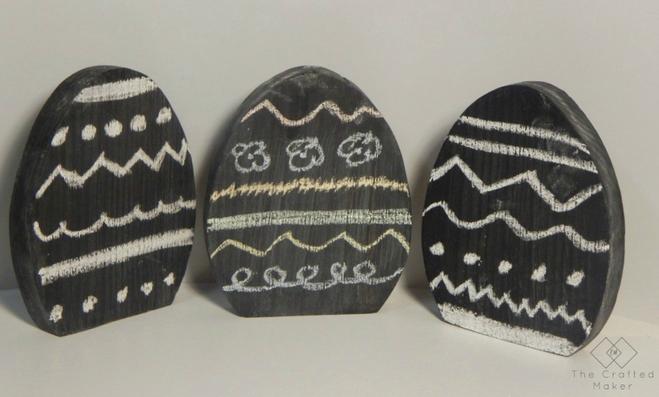 CHALKBOARD EASTER EGGS